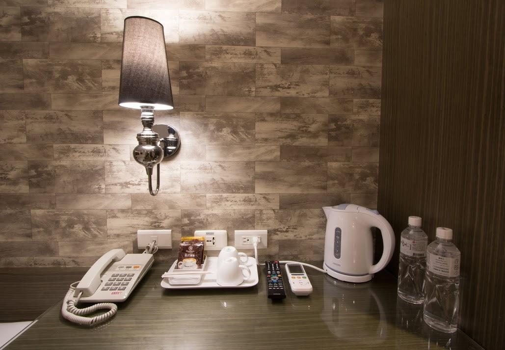 Lihan Hotel Taipei Extérieur photo